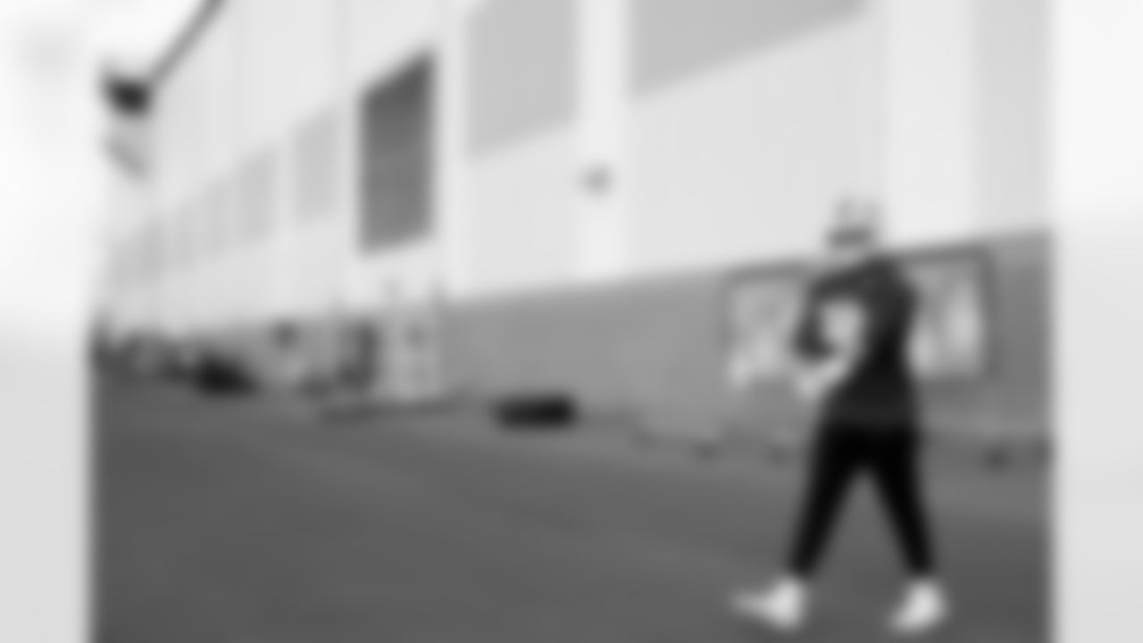 Alec Anderson (70). Buffalo Bills Week 10 Practice, November 06, 2025 at Buffalo Bills Training Center.