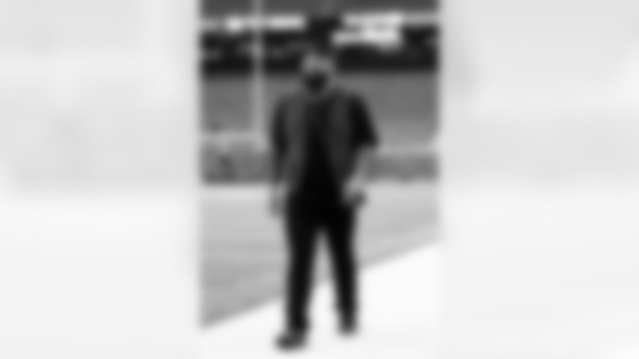 Houston Texans vs Buffalo Bills, Regular Season, November 20, 2025 at NRG Stadium.