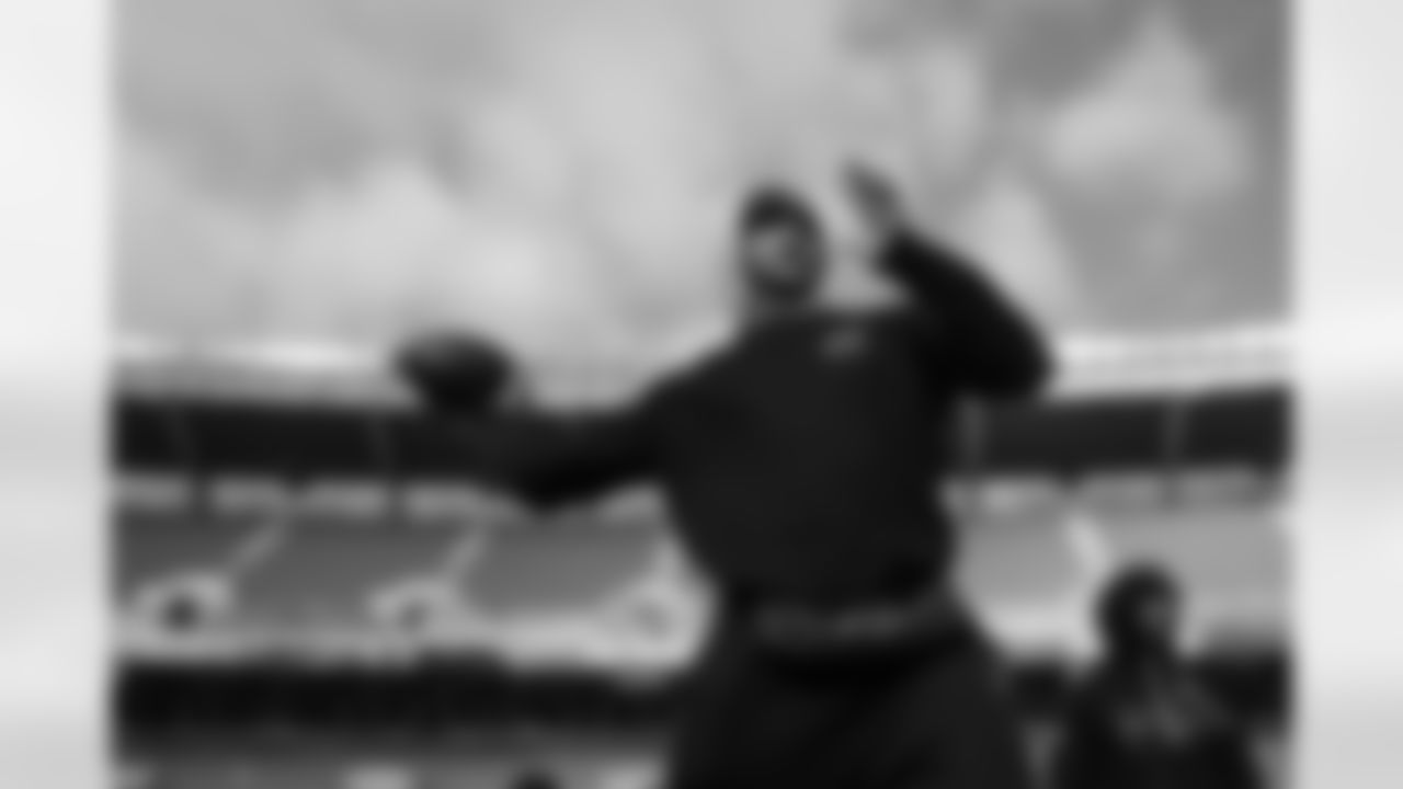 Cleveland Browns vs Buffalo Bills, Regular Season, December 21, 2025 at Huntington Bank Field.