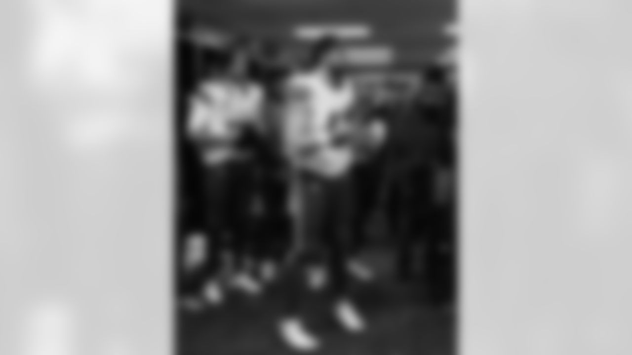 New England Patriots vs Buffalo Bills, Regular Season, December 14, 2025 at Gillette Stadium.