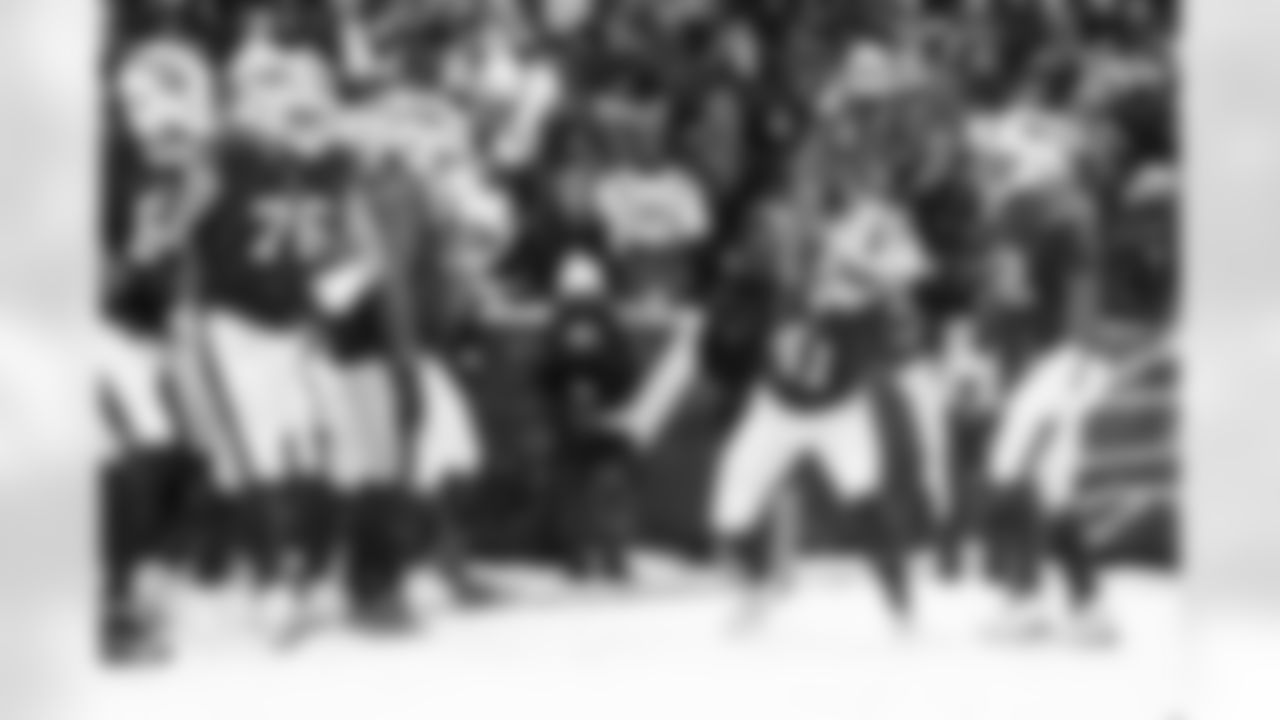 Reggie Gilliam (41). Buffalo Bills vs Cincinnati Bengals, Regular Season, December 07, 2025 at Highmark Stadium.