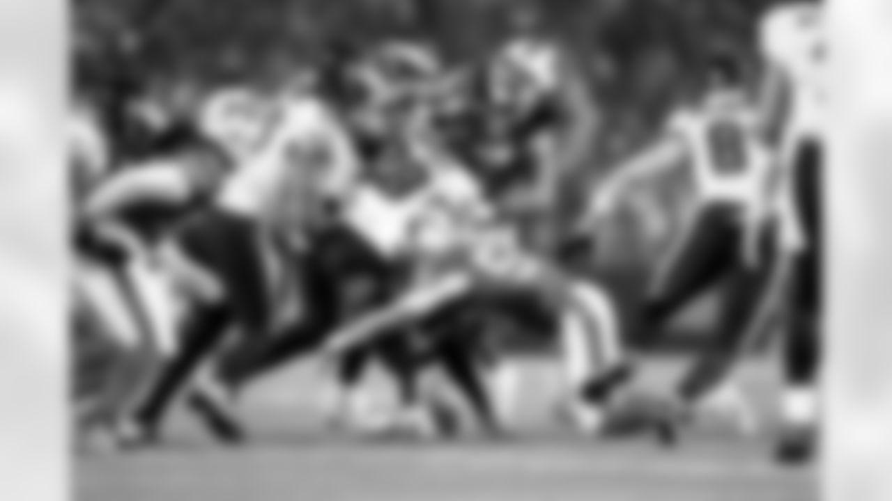 Buffalo Bills vs Philadelphia Eagles, Regular Season, December 28, 2025 at Highmark Stadium.