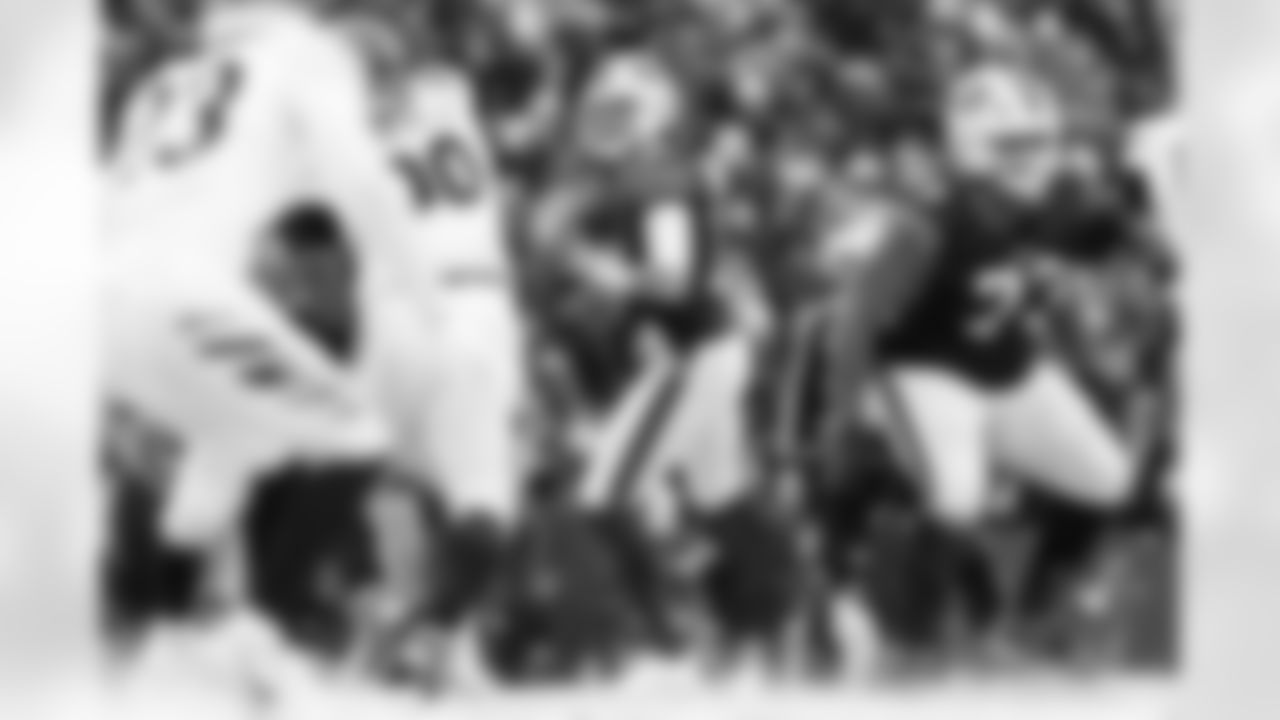 Buffalo Bills vs Cincinnati Bengals, Regular Season, December 07, 2025 at Highmark Stadium.