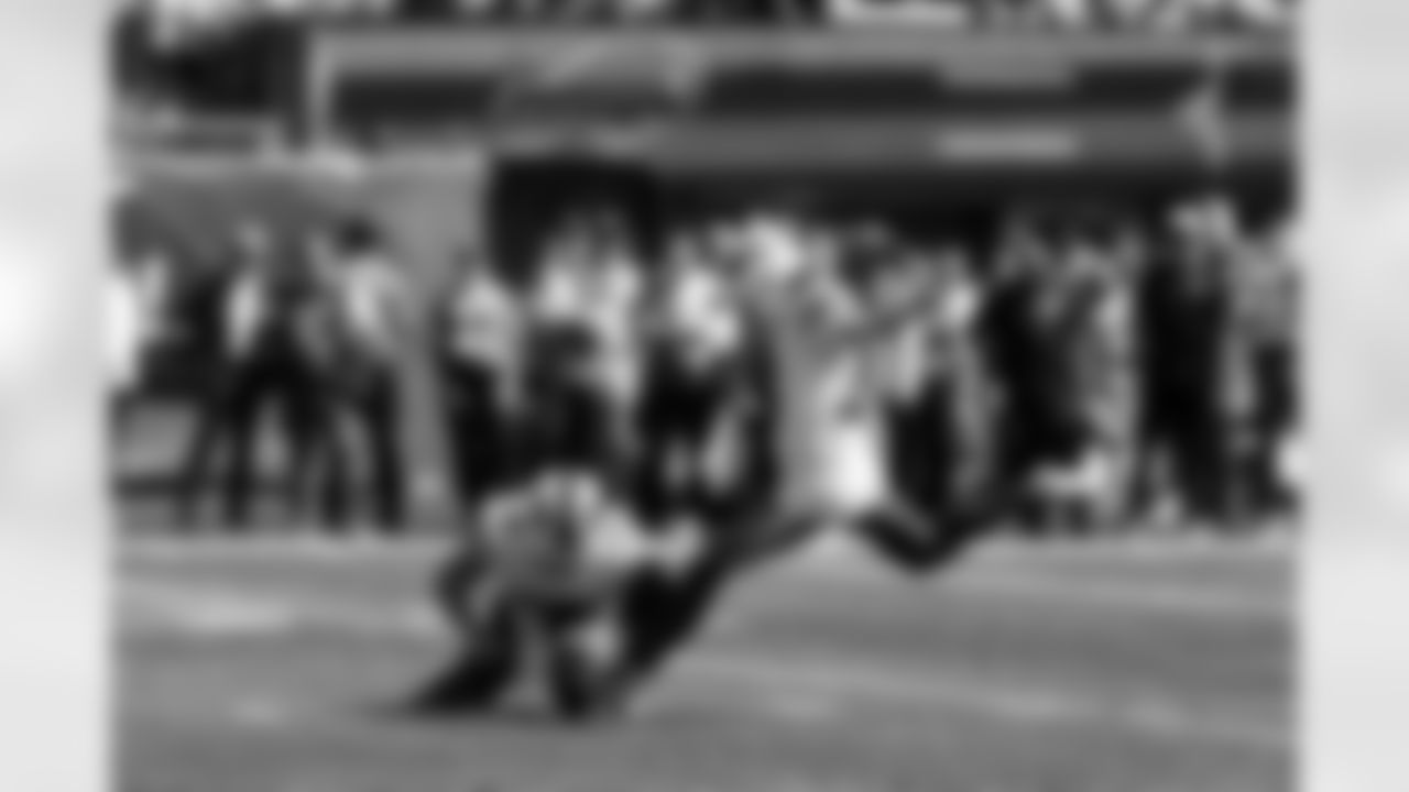 New York Jets vs Buffalo Bills, Regular Season, September 14, 2025 at Metlife Stadium.