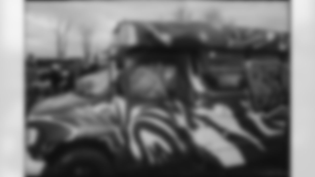 Buffalo Bills vs Tampa Bay Buccaneers, Regular Season, November 16, 2025 at Highmark Stadium.