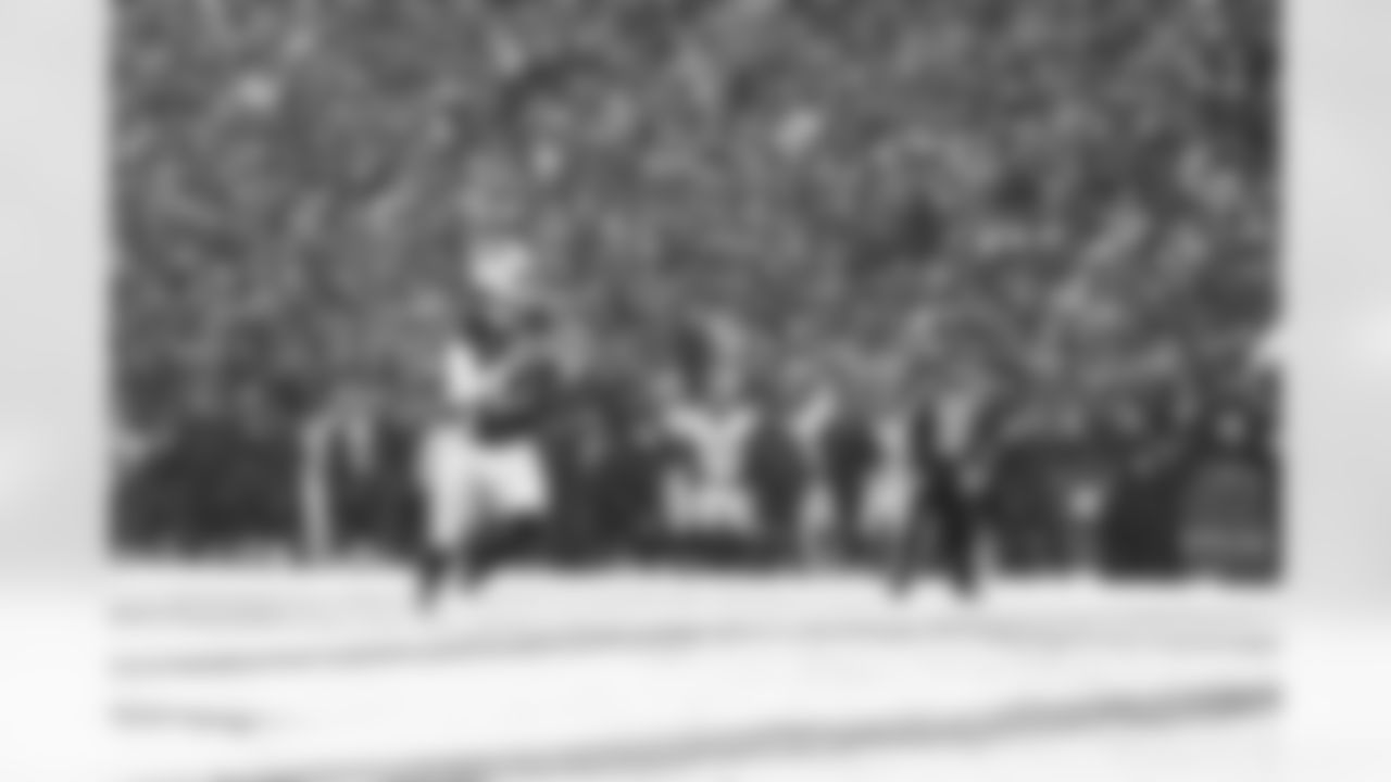 Buffalo Bills vs Cincinnati Bengals, Regular Season, December 07, 2025 at Highmark Stadium.