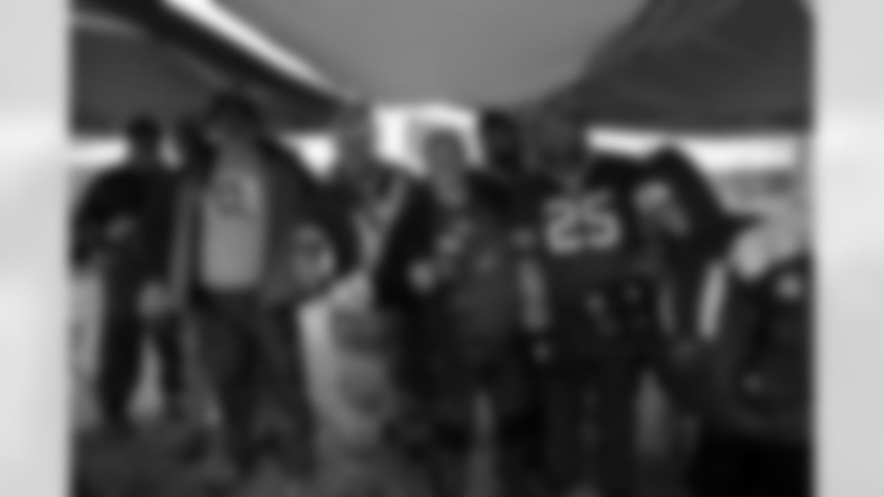 Buffalo Bills vs Philadelphia Eagles, Regular Season, December 28, 2025 at Highmark Stadium.