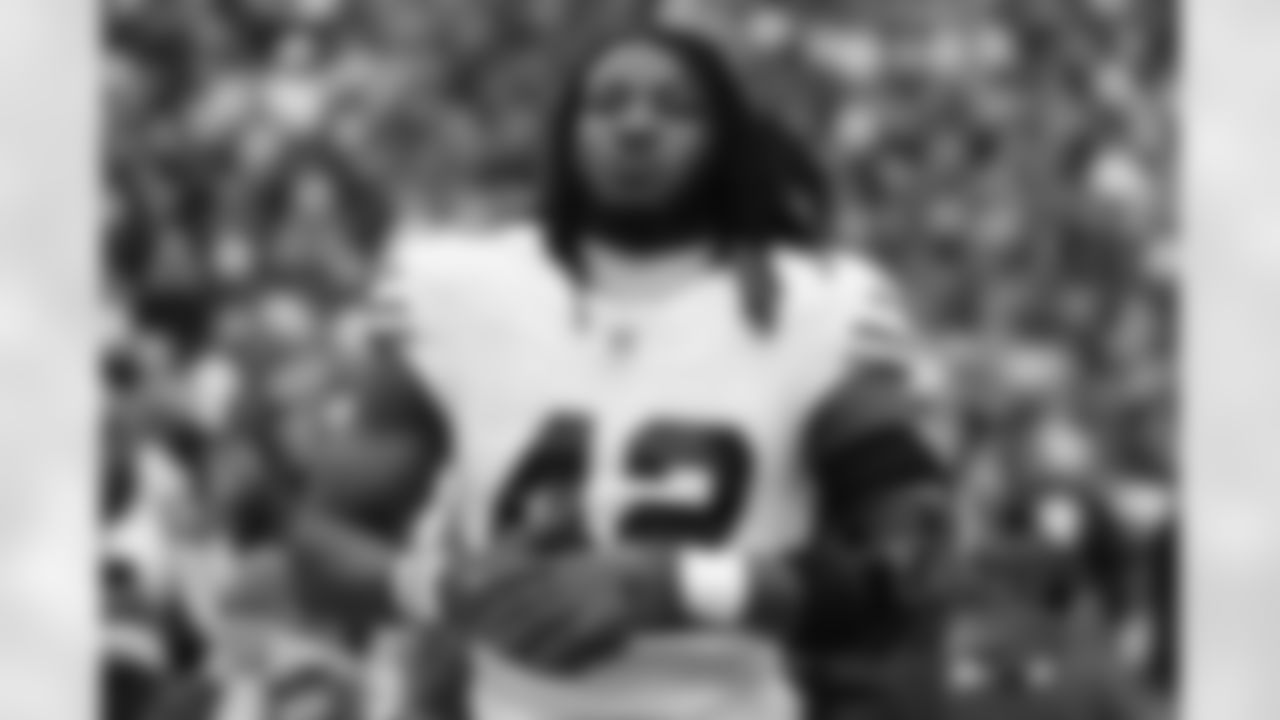 Buffalo Bills vs Tampa Bay Buccaneers, Regular Season, November 16, 2025 at Highmark Stadium.