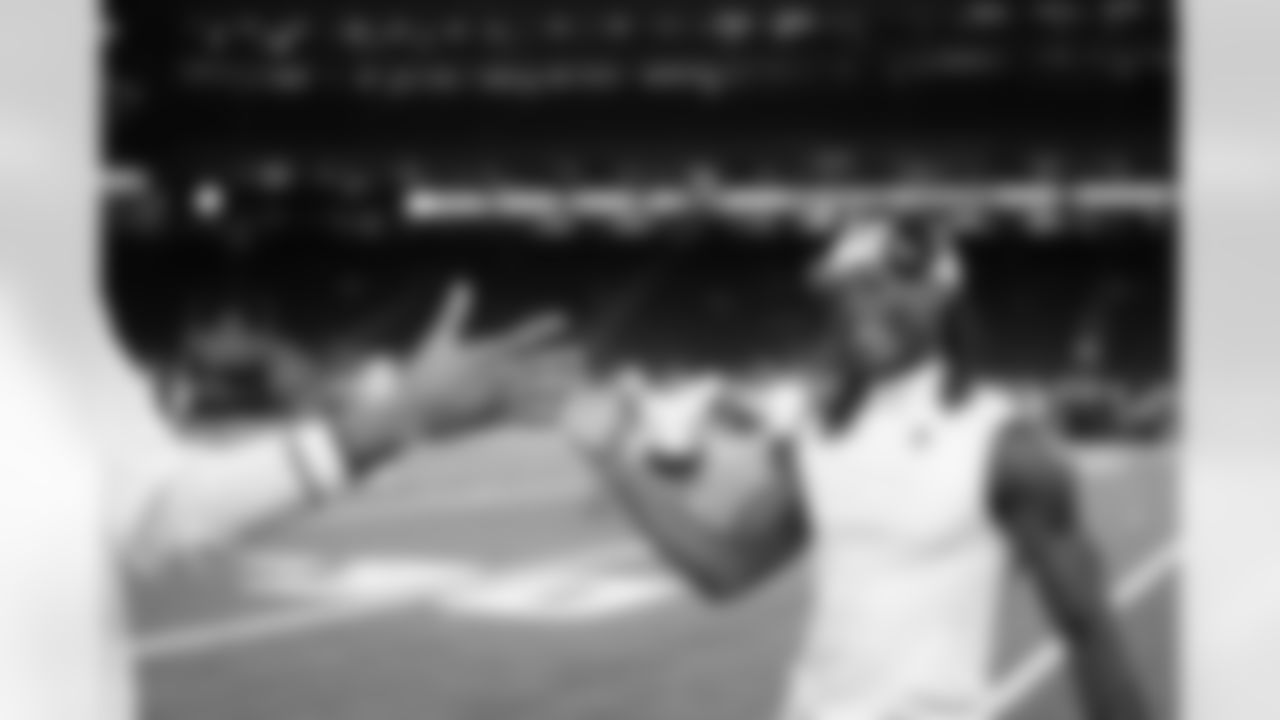 Houston Texans vs Buffalo Bills, Regular Season, November 20, 2025 at NRG Stadium.