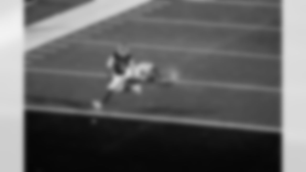 Ty Johnson (26). Buffalo Bills vs New York Jets, Regular Season, January 04, 2026 at Highmark Stadium.