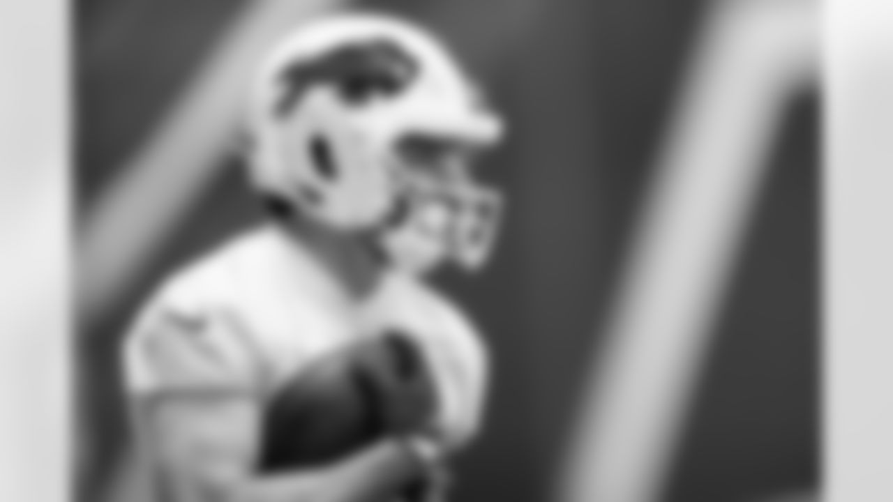 Dawson Knox (88). Buffalo Bills Wild Card Week Thursday Practice, January 08, 2026 at Buffalo Bills Training Center.