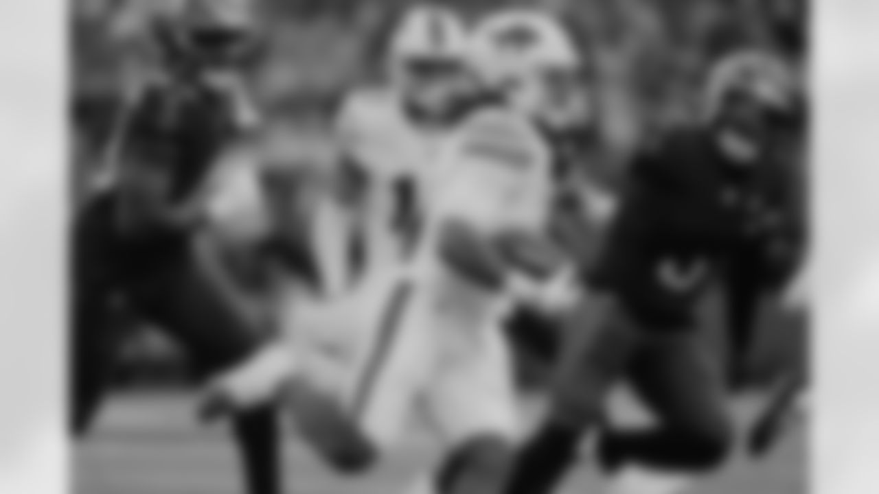 Buffalo Bills vs Tampa Bay Buccaneers, Regular Season, November 18, 2025 at Highmark Stadium.