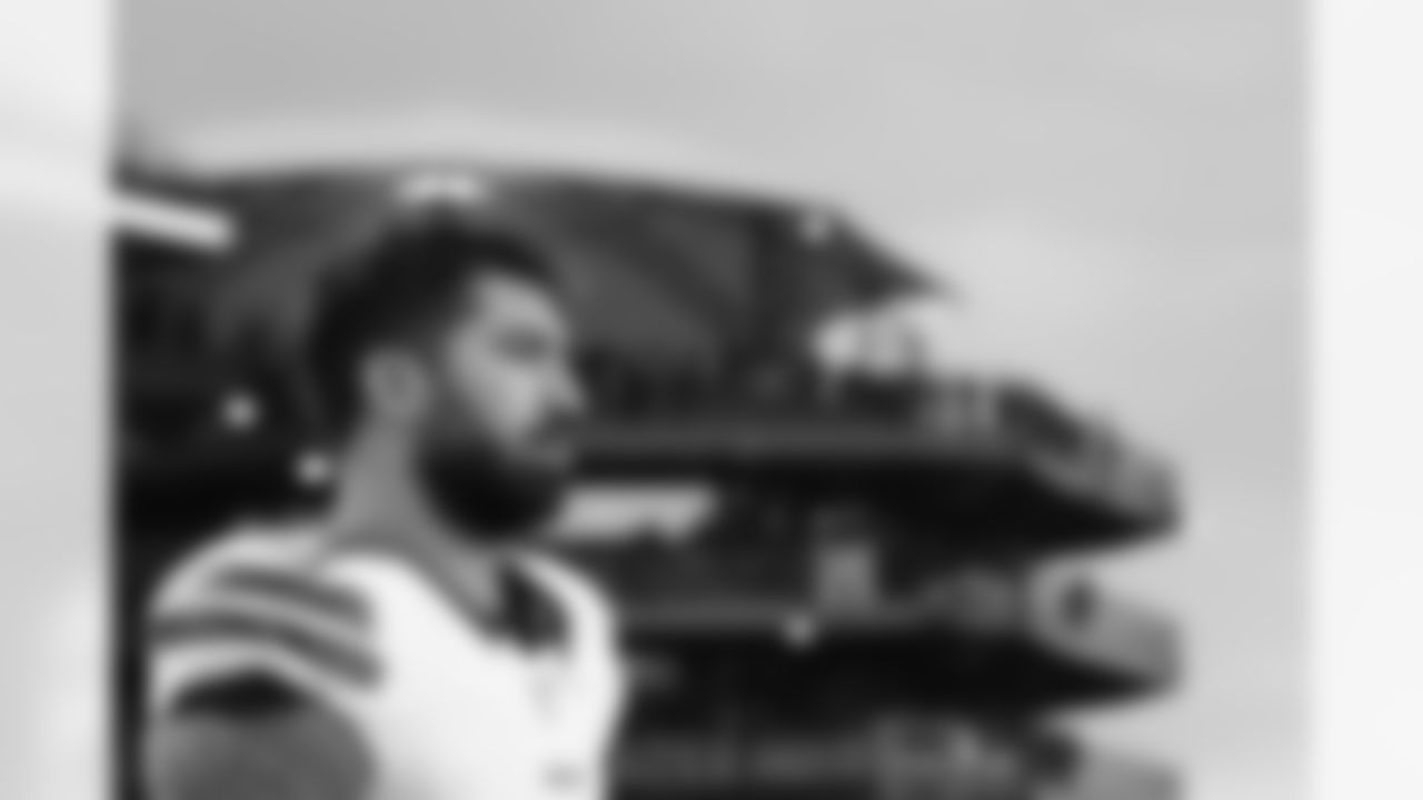 Pittsburgh Steelers vs Buffalo Bills, Regular Season, November 30, 2025 at Acrisure Stadium.