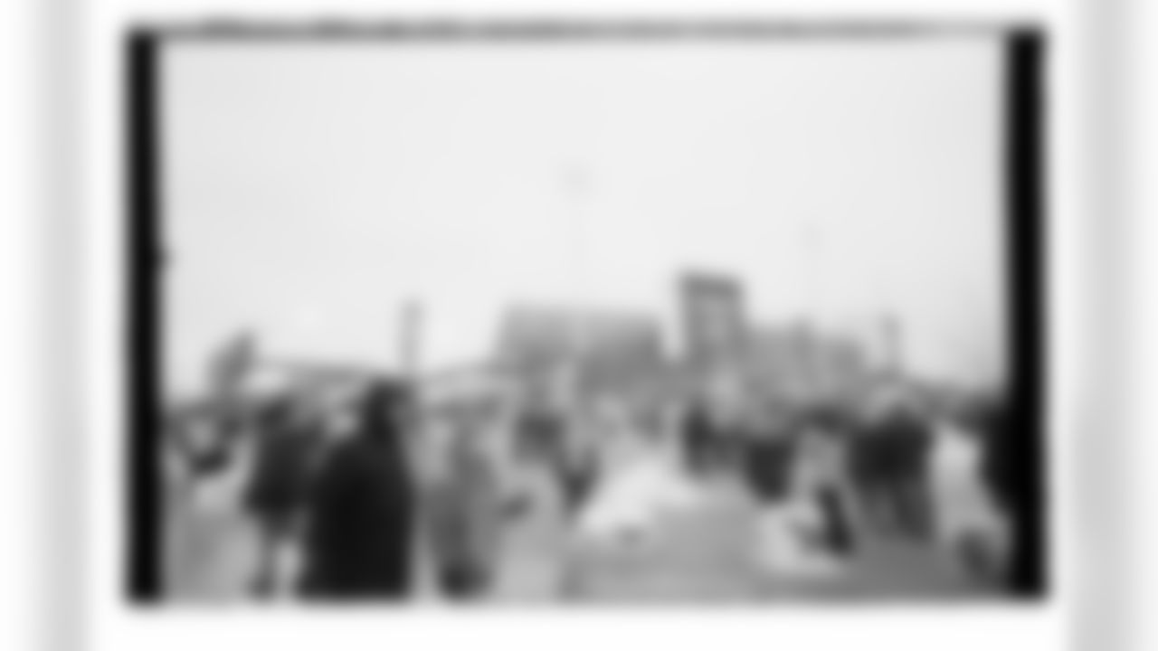 Buffalo Bills vs Tampa Bay Buccaneers, Regular Season, November 16, 2025 at Highmark Stadium.