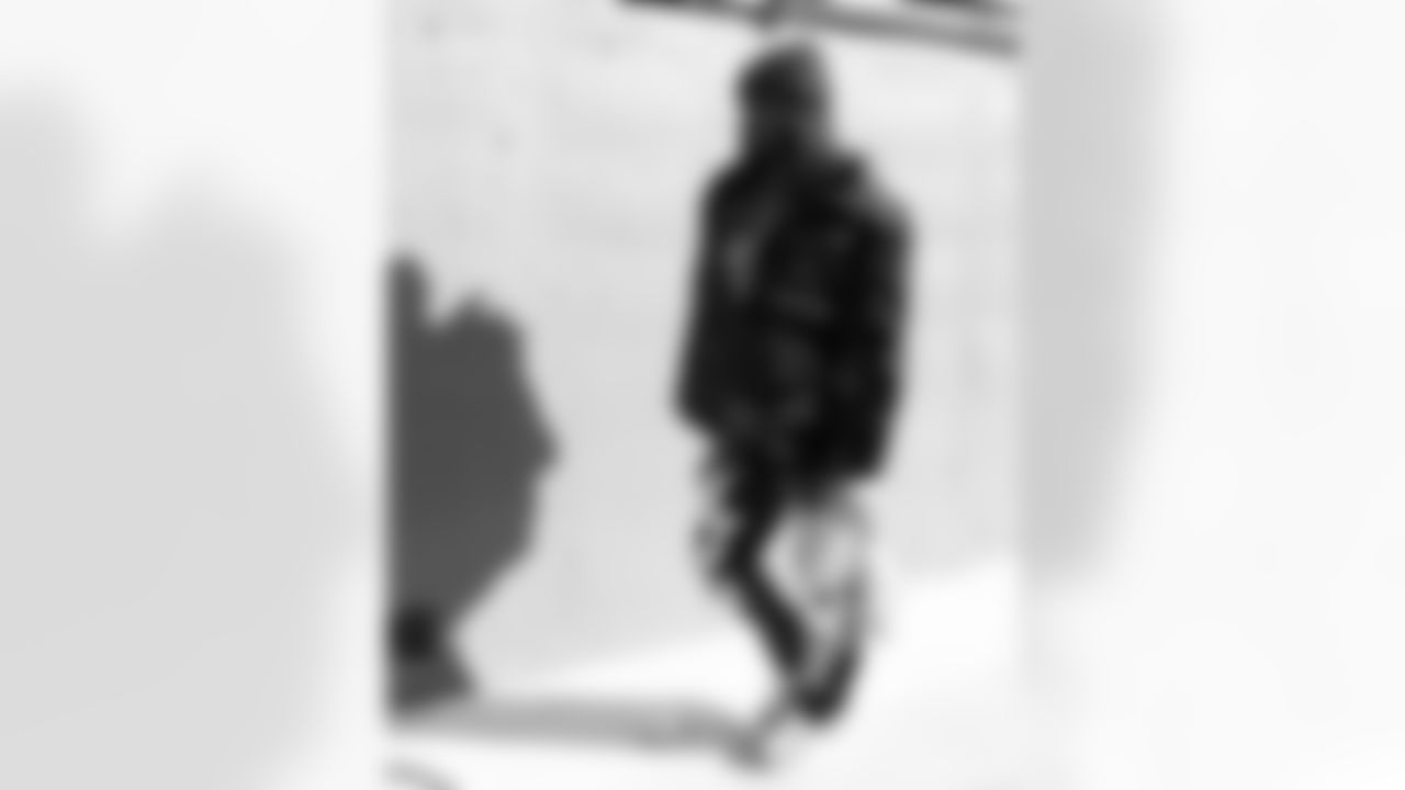 Buffalo Bills vs Tampa Bay Buccaneers, Regular Season, November 16, 2025 at Highmark Stadium.