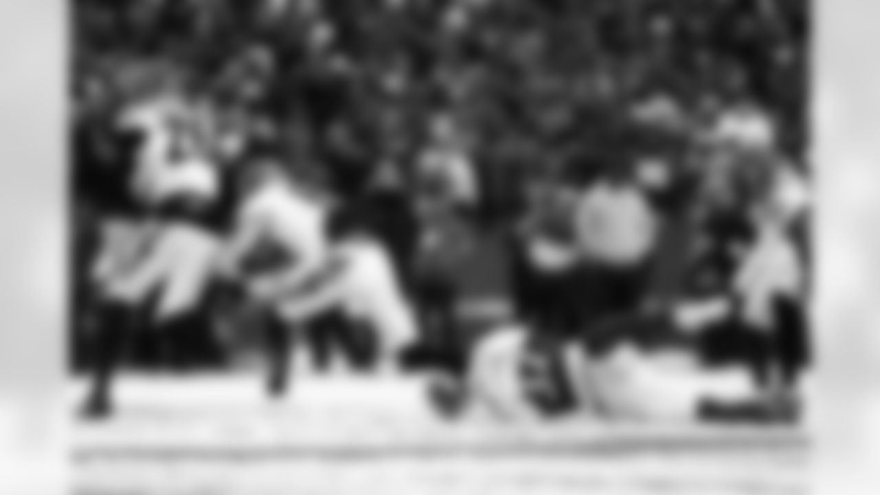 Buffalo Bills vs Cincinnati Bengals, Regular Season, December 07, 2025 at Highmark Stadium.