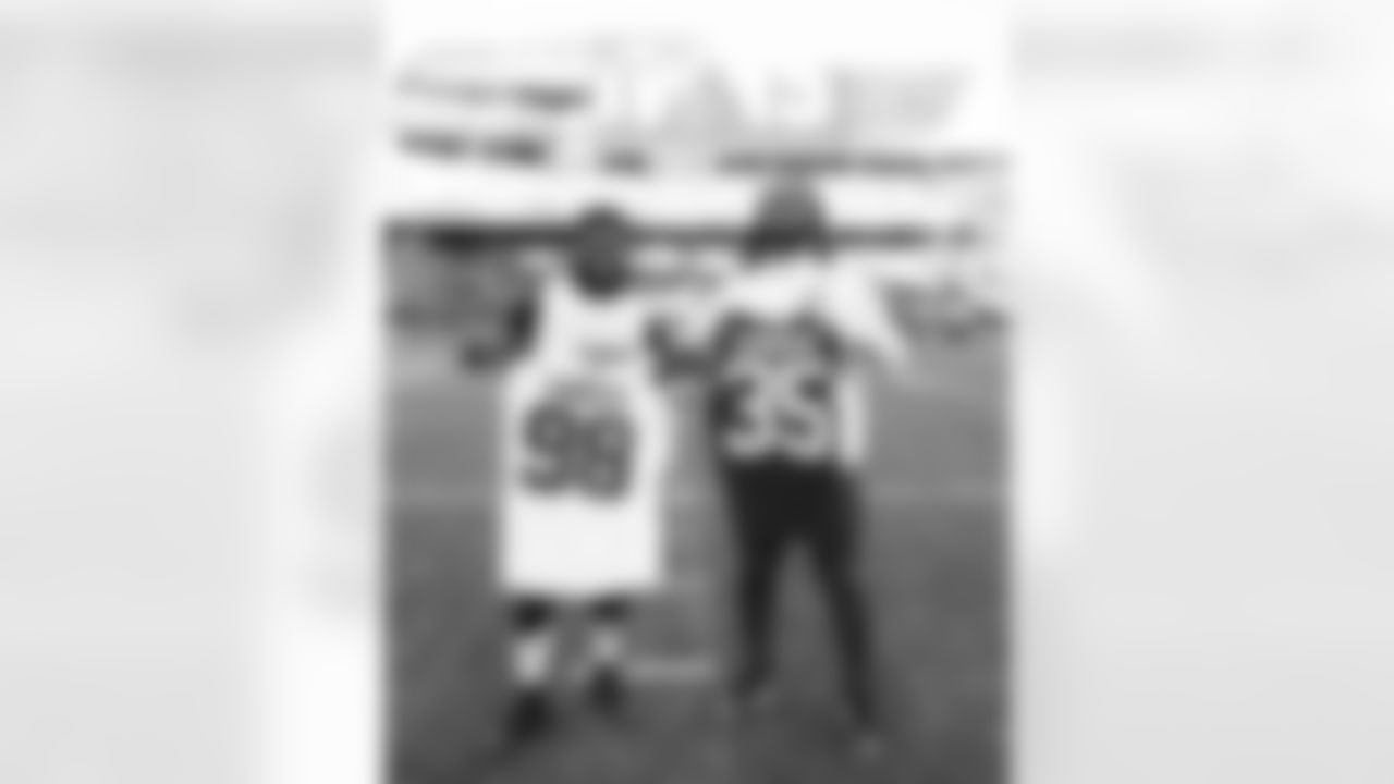 Cleveland Browns vs Buffalo Bills, Regular Season, December 21, 2025 at Huntington Bank Field.