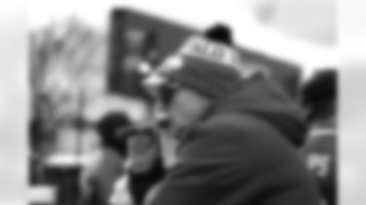 Buffalo Bills vs Tampa Bay Buccaneers, Regular Season, November 16, 2025 at Highmark Stadium.