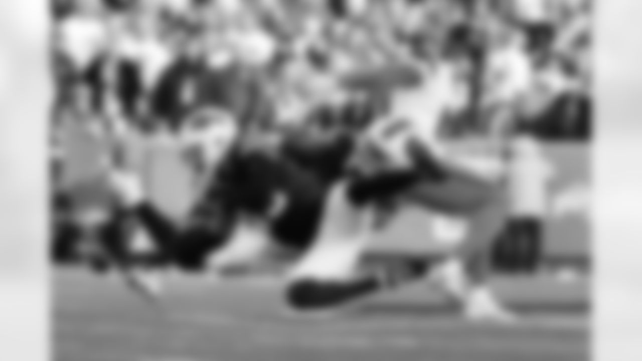 Buffalo Bills vs Denver Broncos, Wild Card Weekend, January 12, 2025 at Highmark Stadium.