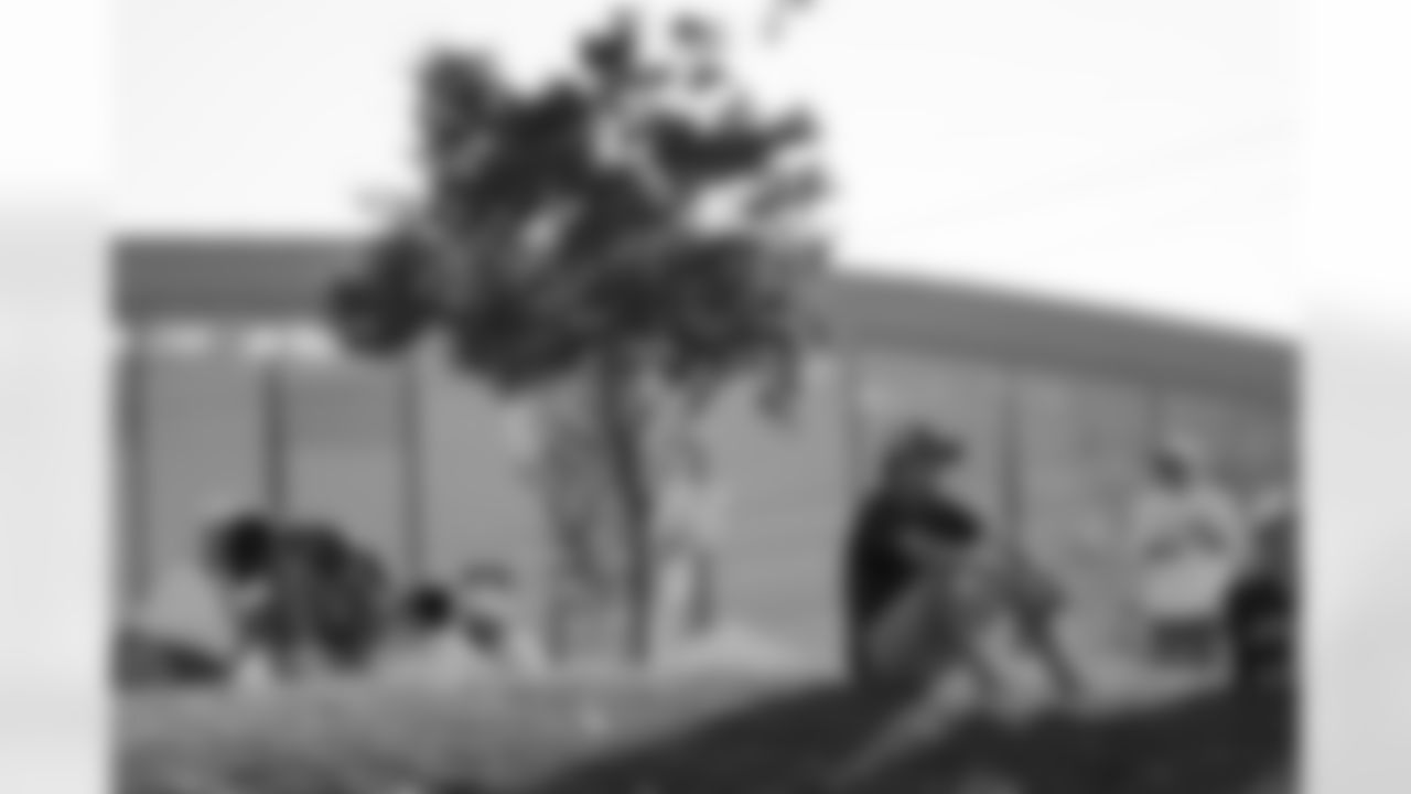 Buffalo Bills vs New England Patriots, Regular Season, October 05, 2025 at Highmark Stadium.