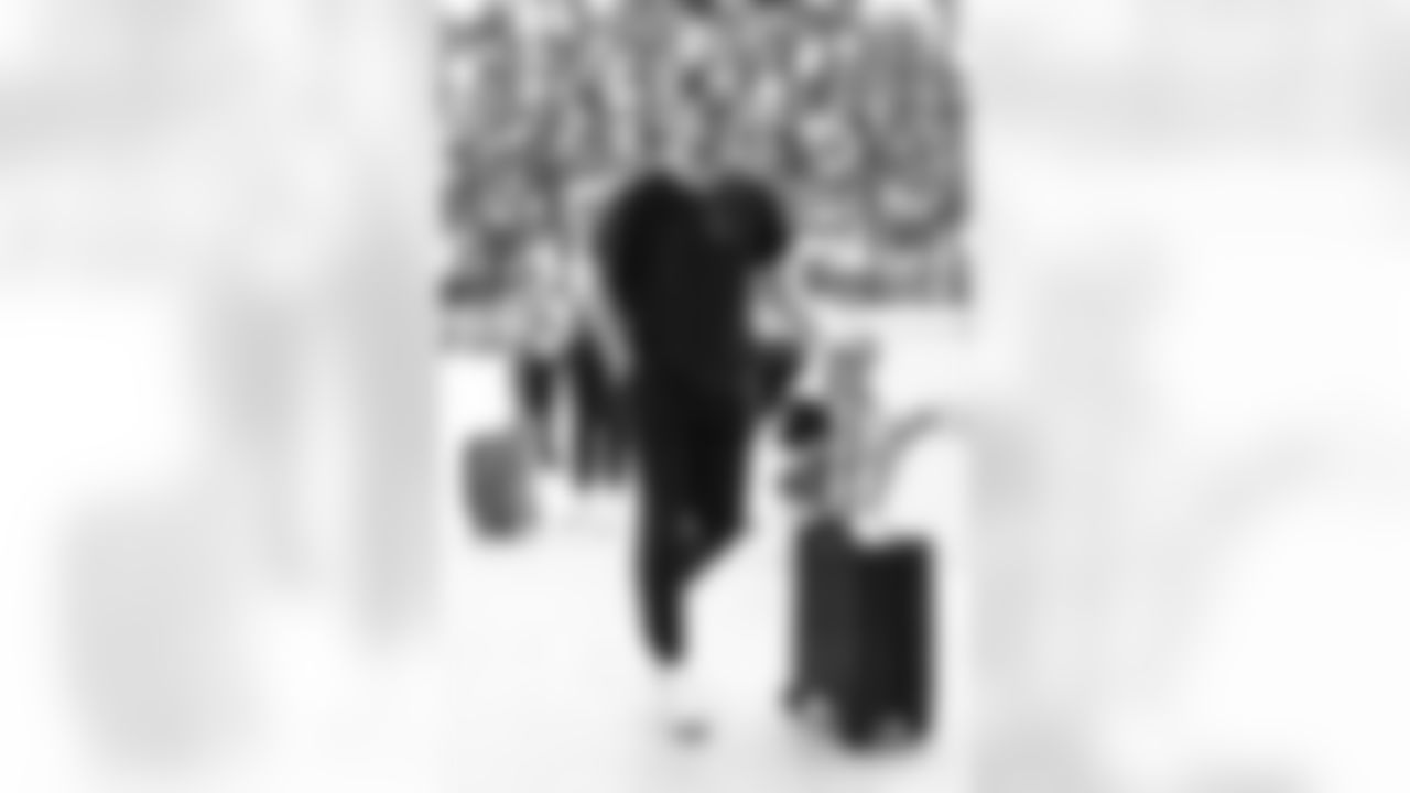 Miami Dolphins vs Buffalo Bills, Regular Season, November 09, 2025 at Hard Rock Stadium.