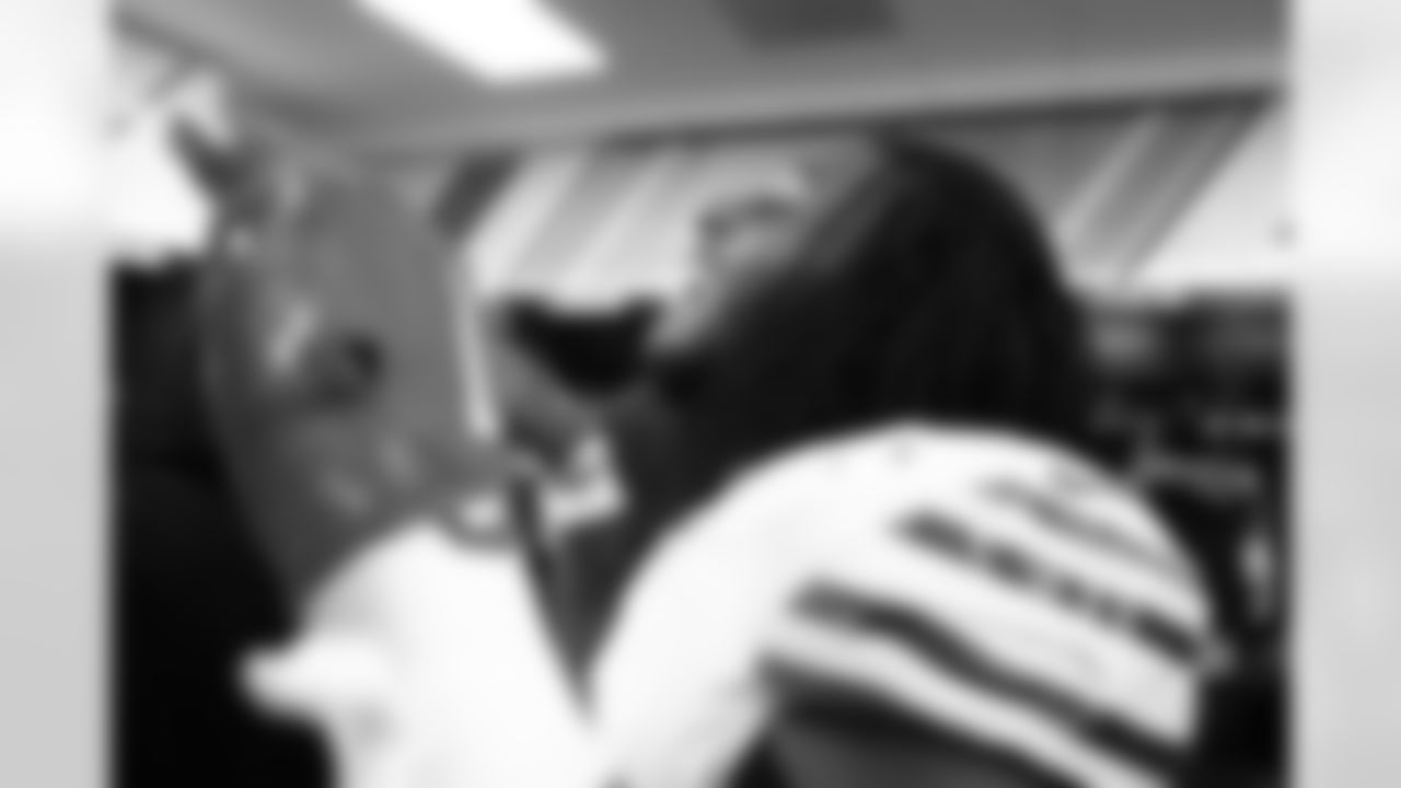 Buffalo Bills vs Tampa Bay Buccaneers, Regular Season, November 16, 2025 at Highmark Stadium.