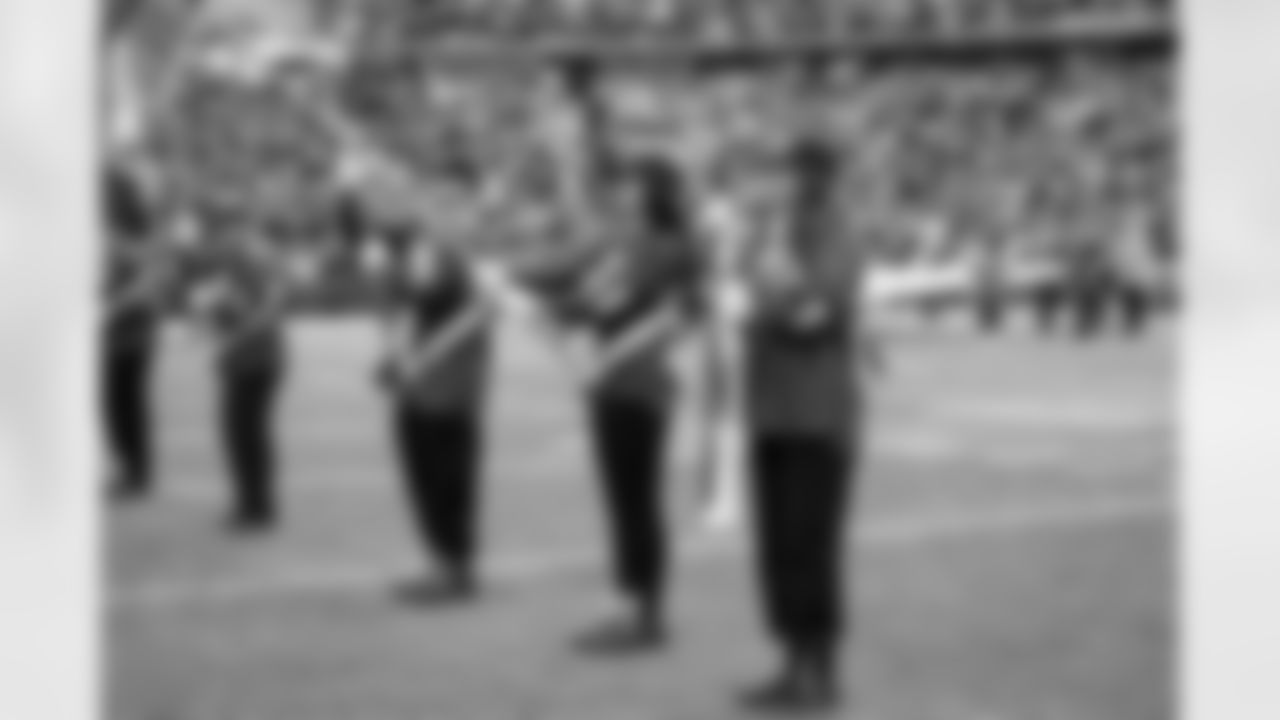 Buffalo Bills vs Tampa Bay Buccaneers, Regular Season, November 16, 2025 at Highmark Stadium.