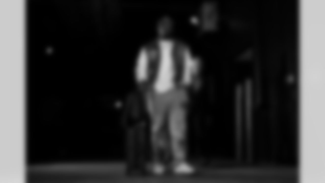 New England Patriots vs Buffalo Bills, Regular Season, December 14, 2025 at Gillette Stadium.