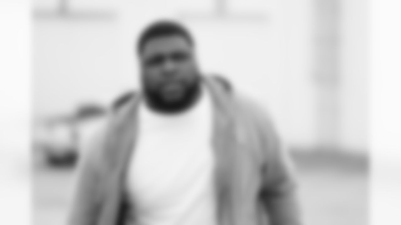 Phidarian Mathis (72). Buffalo Bills travel to Cleveland, December 20, 2025 at Buffalo Niagara International Airport.