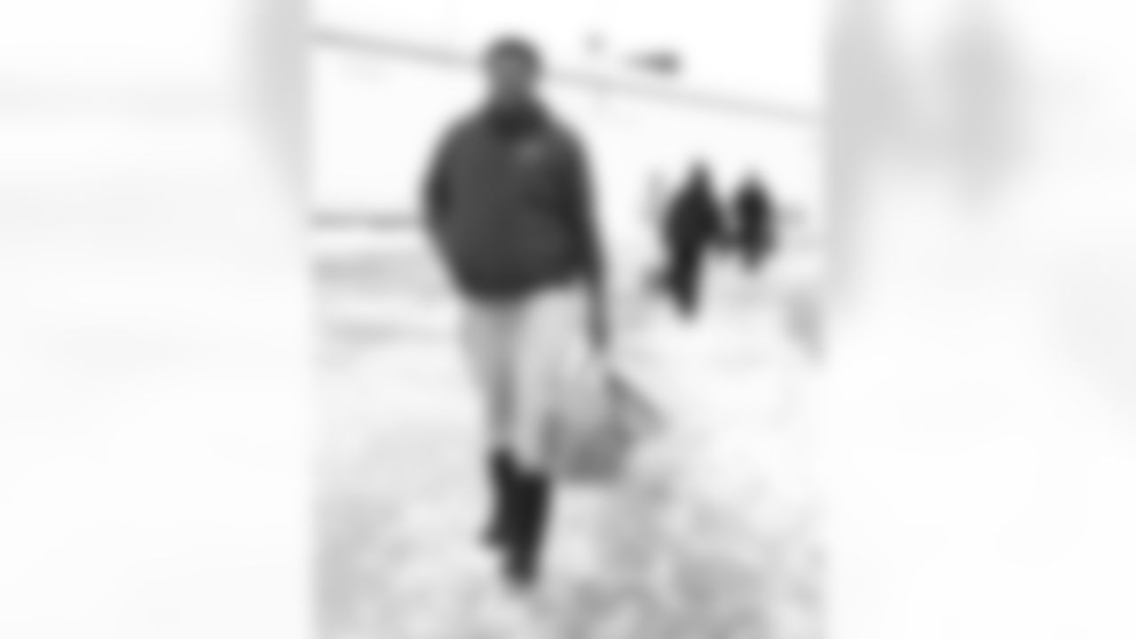 Deone Walker (96). Buffalo Bills travel to Foxborough, December 13, 2025 at Buffalo Niagara International Airport.