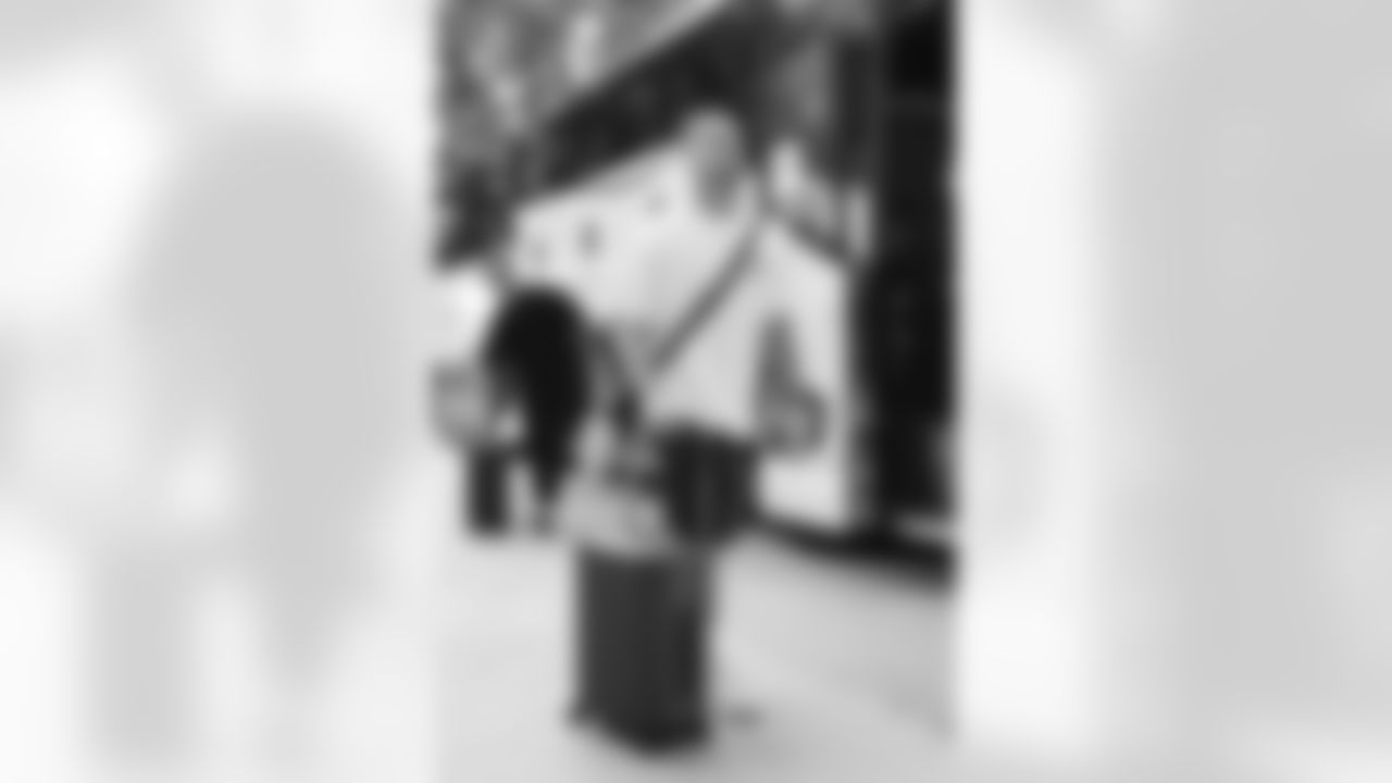 Miami Dolphins vs Buffalo Bills, Regular Season, November 09, 2025 at Hard Rock Stadium.