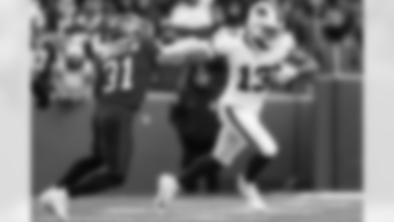 Buffalo Bills vs Tampa Bay Buccaneers, Regular Season, November 16, 2025 at Highmark Stadium.