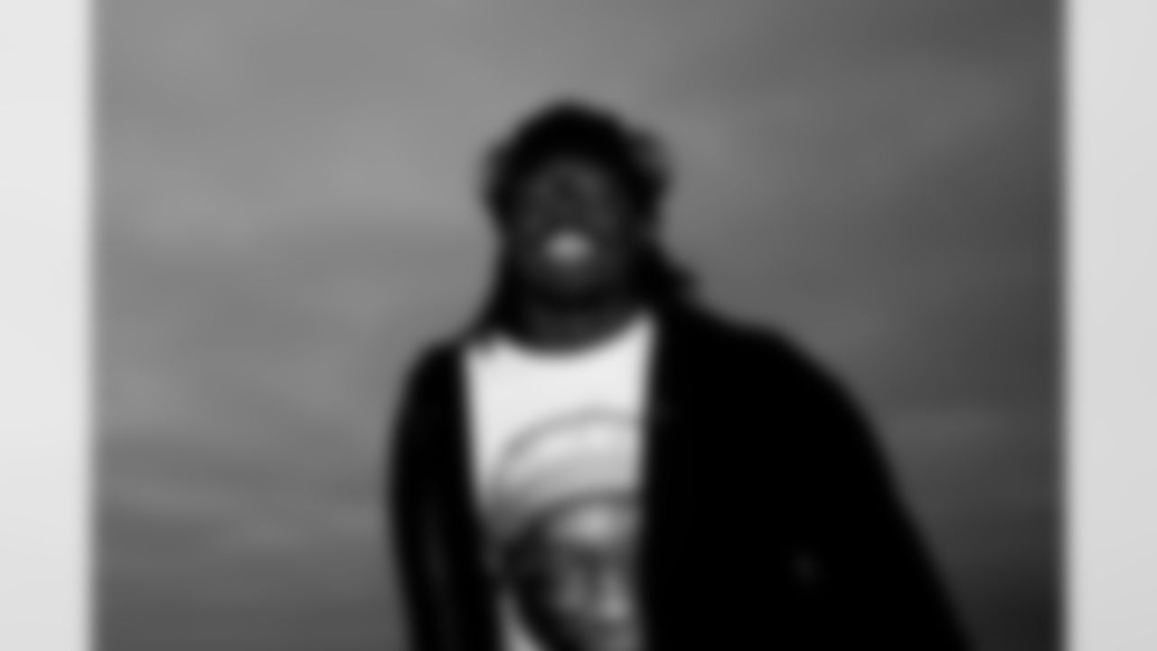 Javon Solomon (56). Buffalo Bills travel to Pittsburgh, November 29, 2025 at Buffalo Niagara International Airport.