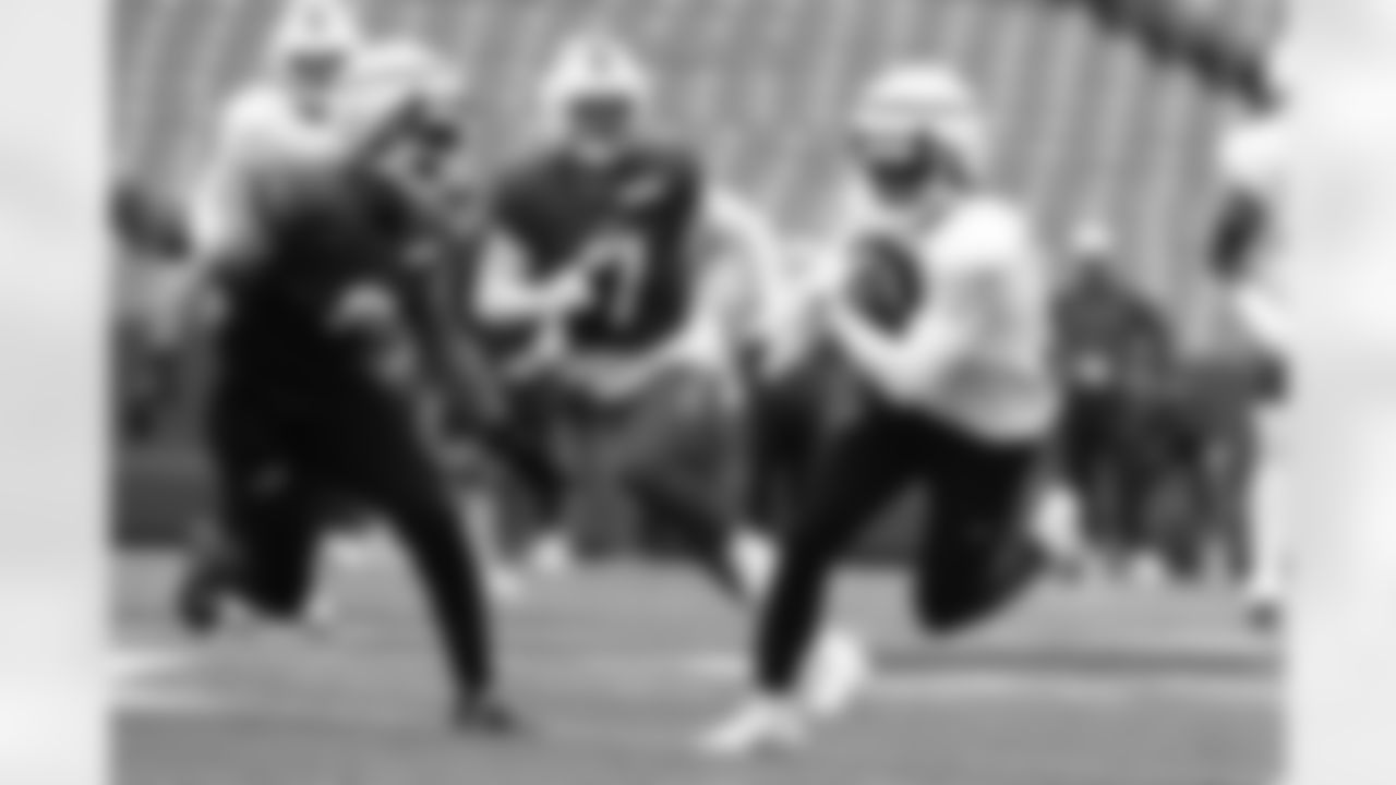 Curtis Samuel (1), Terrel Bernard (8). Buffalo Bills Training Camp, August 21, 2025 at Buffalo Bills Training Facility.
