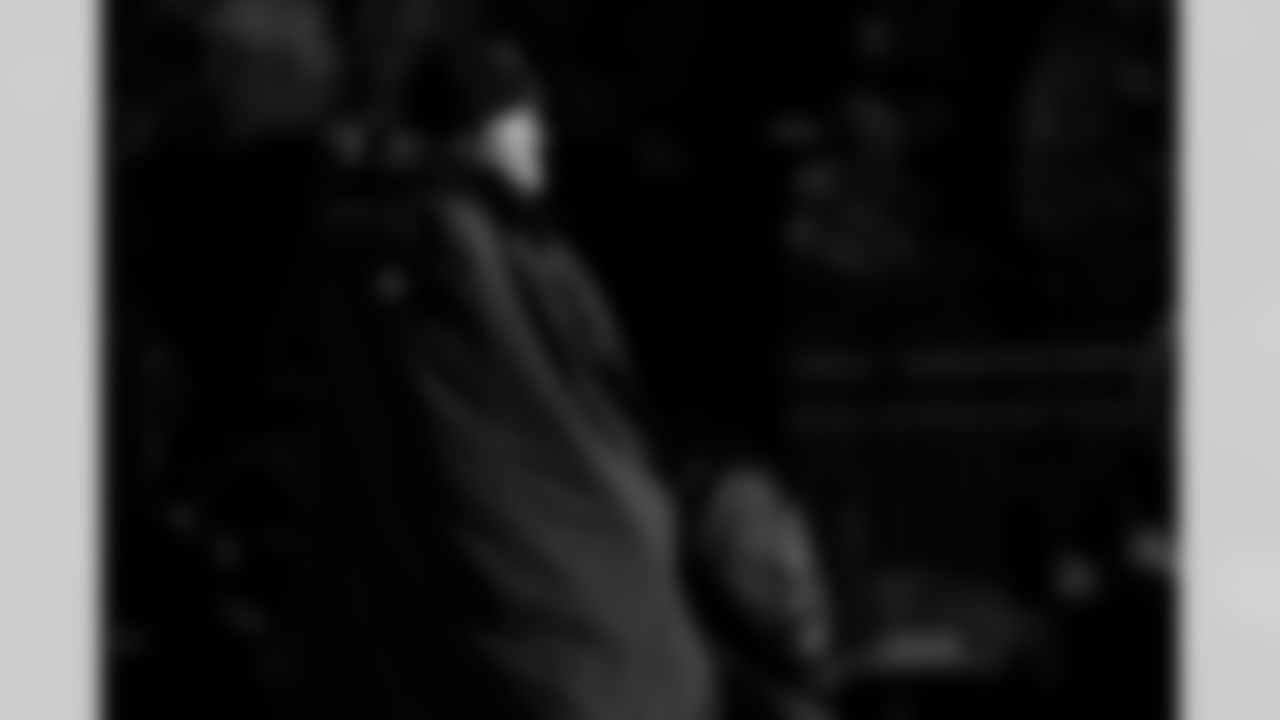 Cleveland Browns vs Buffalo Bills, Regular Season, December 21, 2025 at Huntington Bank Field.