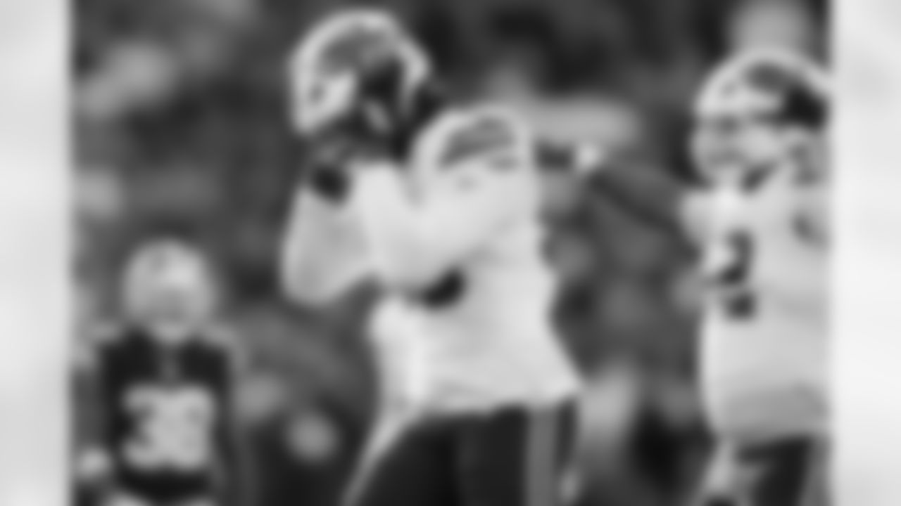 Cleveland Browns vs Buffalo Bills, Regular Season, December 21, 2025 at Huntington Bank Field.