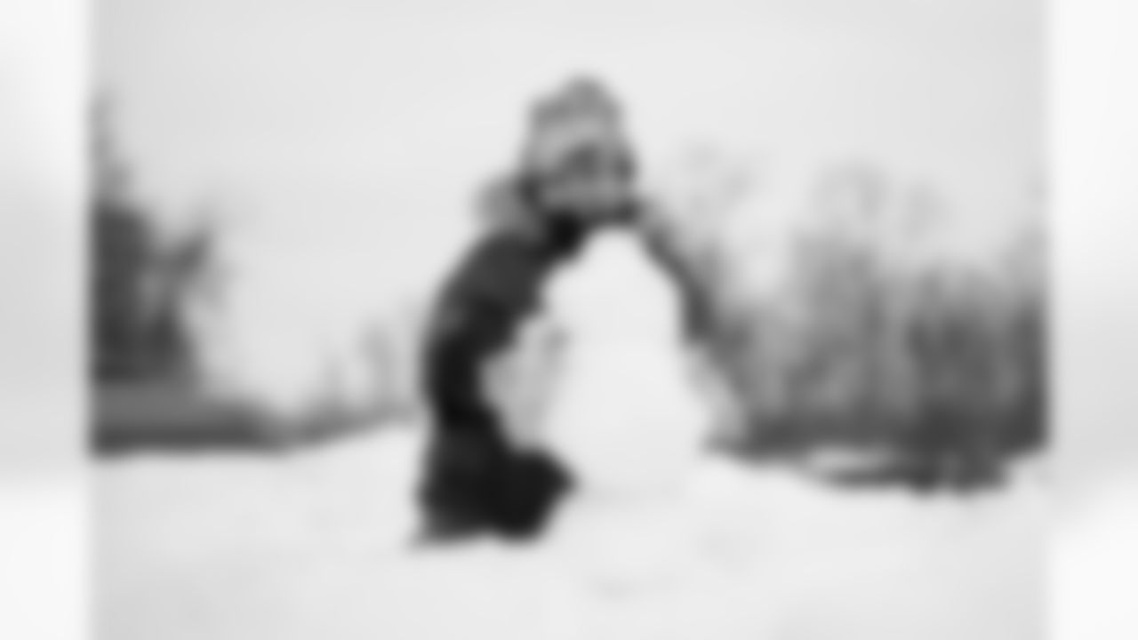 Buffalo Bills vs New York Jets, Regular Season, January 04, 2026 at Highmark Stadium.