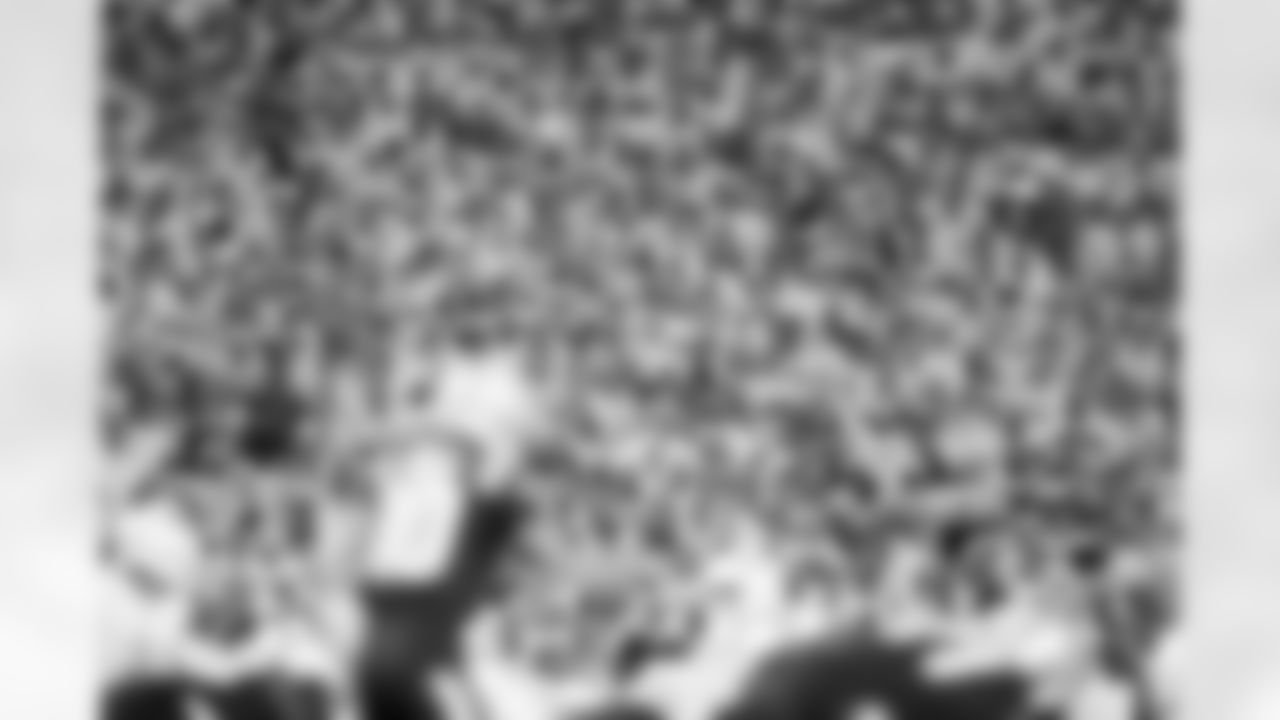 Buffalo Bills vs New England Patriots, Regular Season, October 05, 2025 at Highmark Stadium.