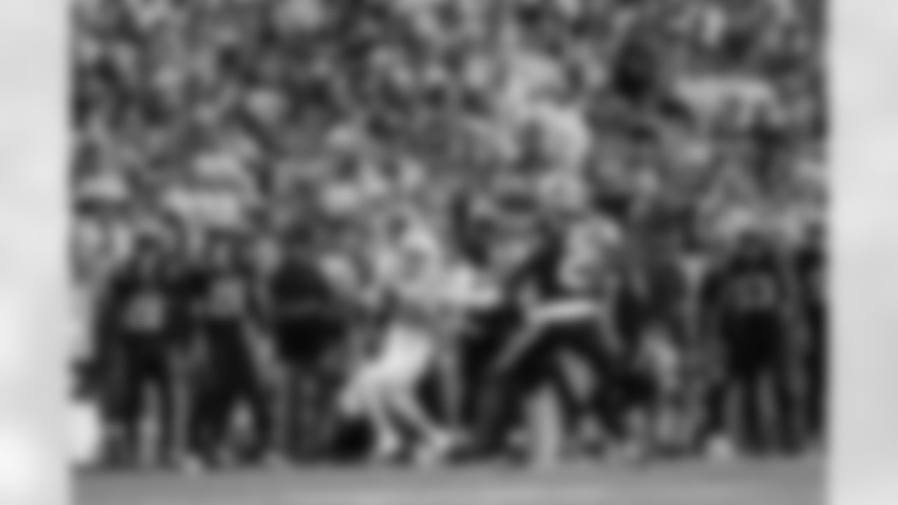 Buffalo Bills vs New England Patriots, Regular Season, October 05, 2025 at Highmark Stadium.
