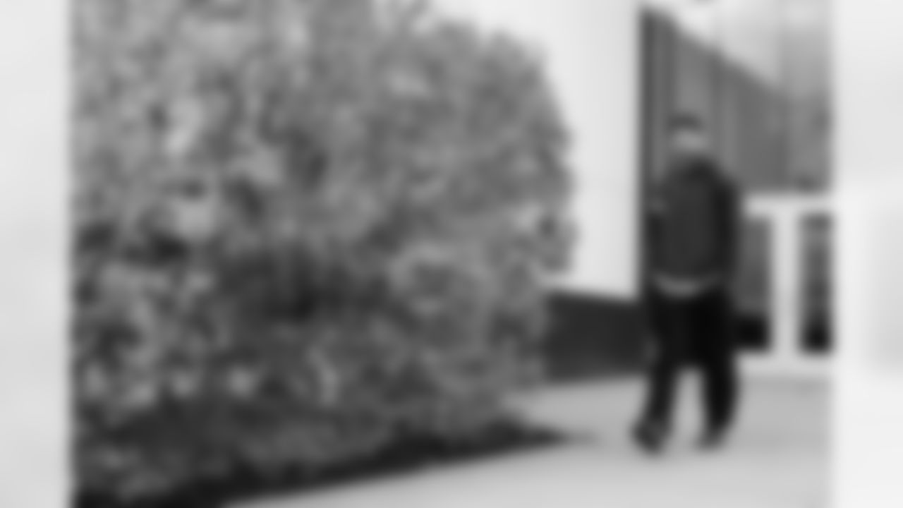 Buffalo Bills vs Tampa Bay Buccaneers, Regular Season, November 16, 2025 at Highmark Stadium.