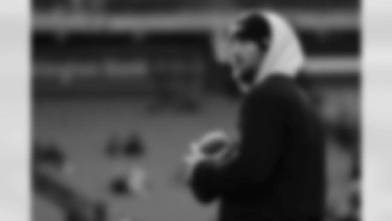 Cleveland Browns vs Buffalo Bills, Regular Season, December 21, 2025 at Huntington Bank Field.