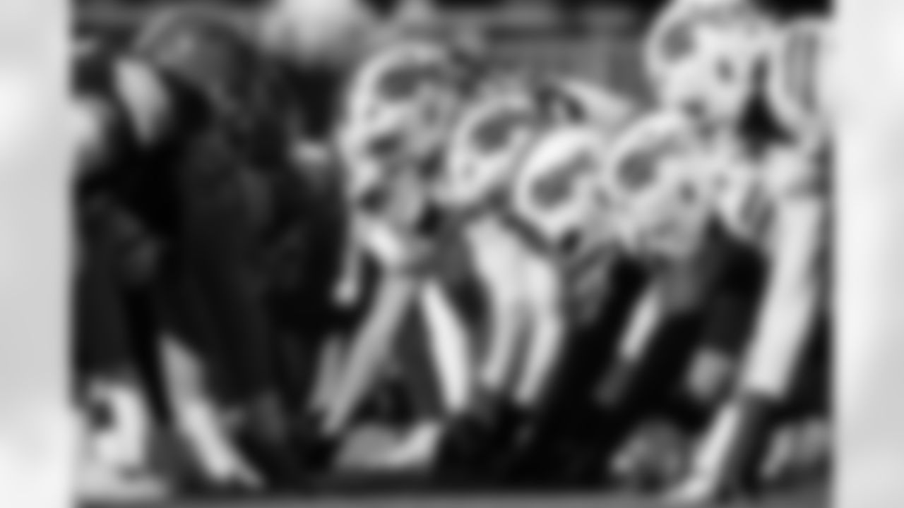 Cleveland Browns vs Buffalo Bills, Regular Season, December 21, 2025 at Huntington Bank Field.