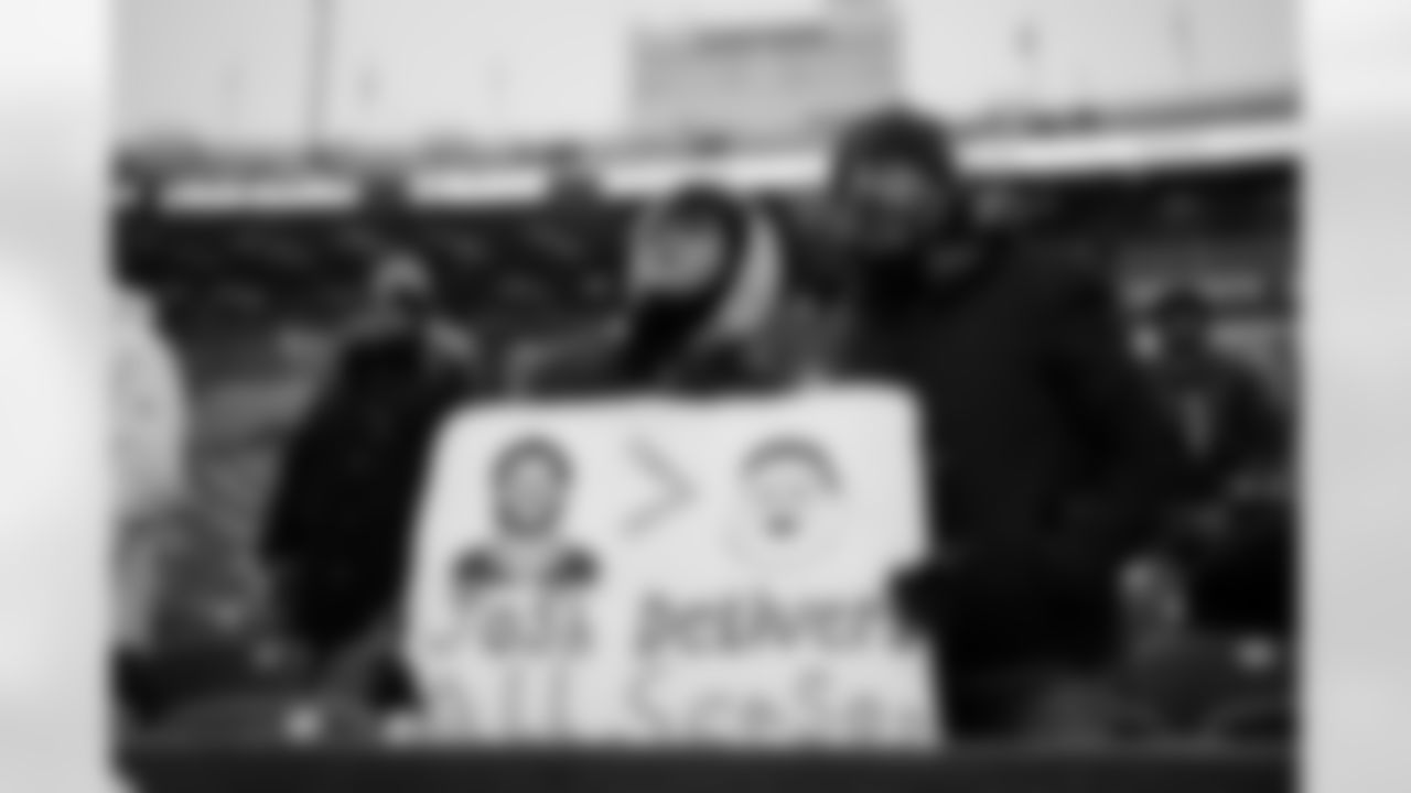 Buffalo Bills vs Cincinnati Bengals, Regular Season, December 07, 2025 at Highmark Stadium.