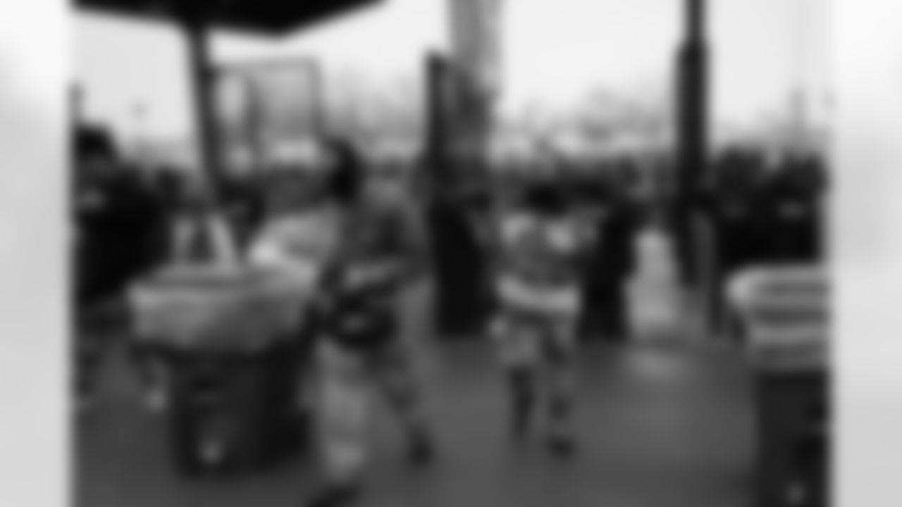 Buffalo Bills vs New York Jets, Regular Season, January 04, 2026 at Highmark Stadium.