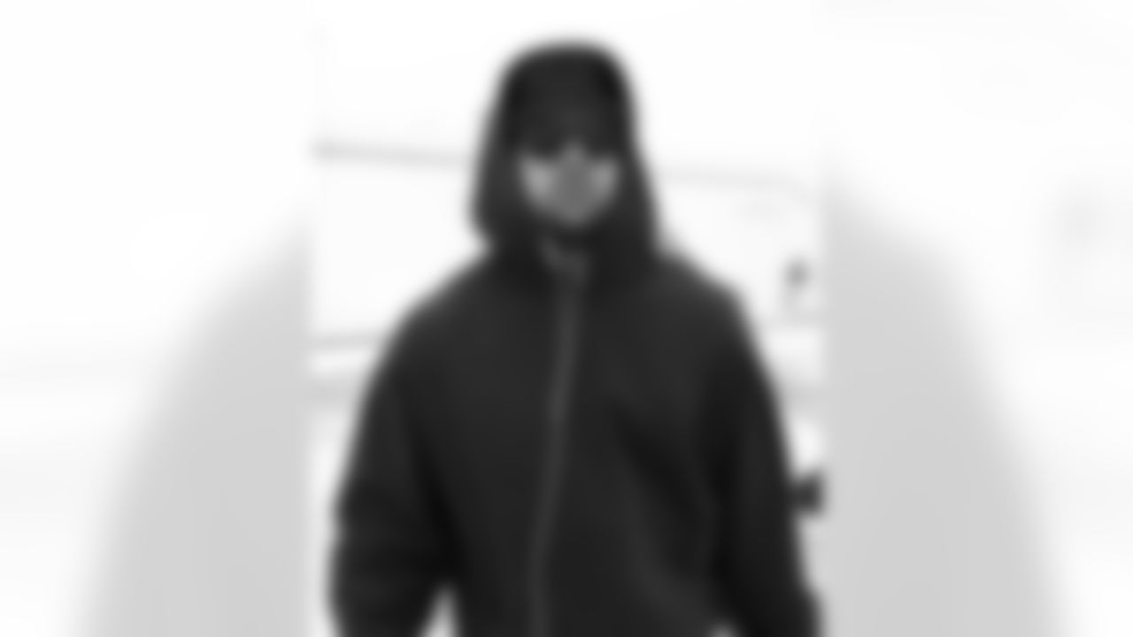 Matt Milano (58). Buffalo Bills travel to Foxborough, December 13, 2025 at Buffalo Niagara International Airport.