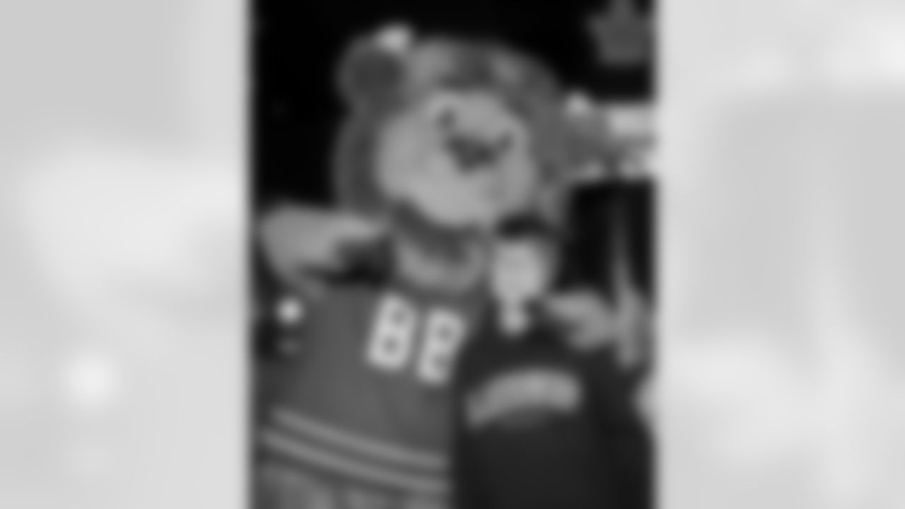 Buffalo Bills vs New England Patriots Watch Party, December 14, 2025 at Real Sports Bar & Grill.