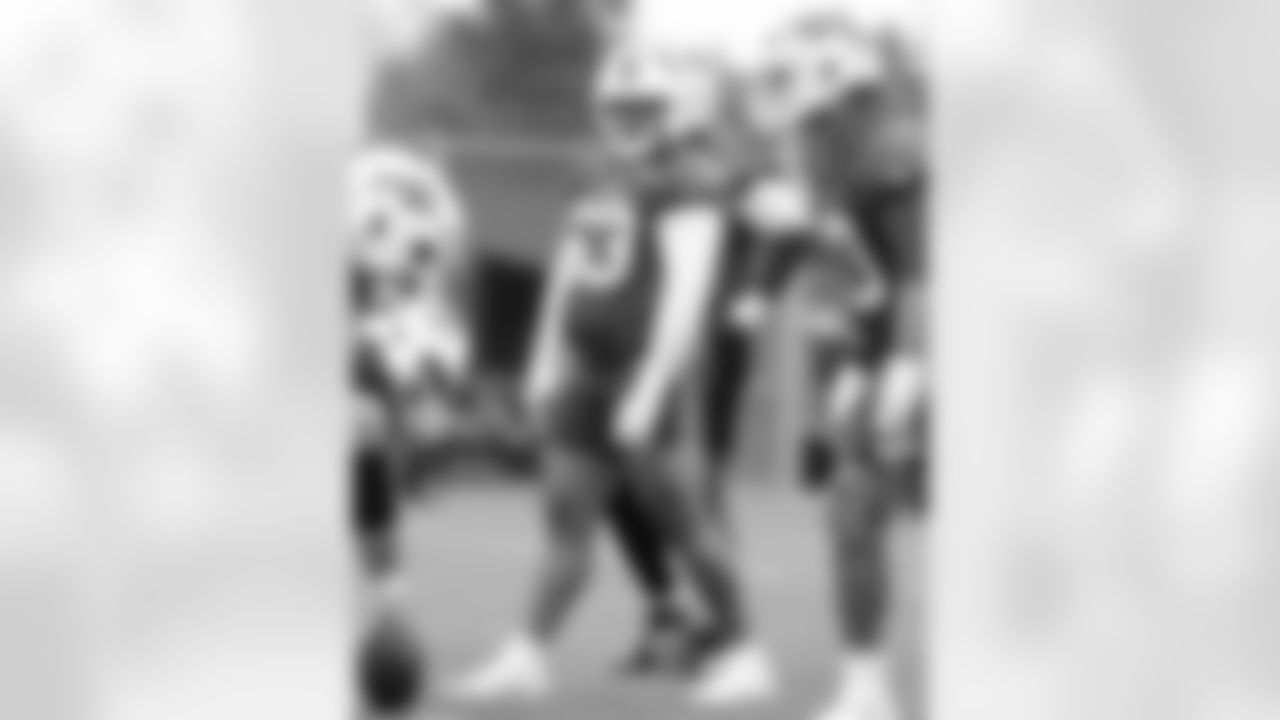 Kendrick Green (53). Buffalo Bills OTA workouts, May 27, 2025 at the Buffalo Bills Training Center.