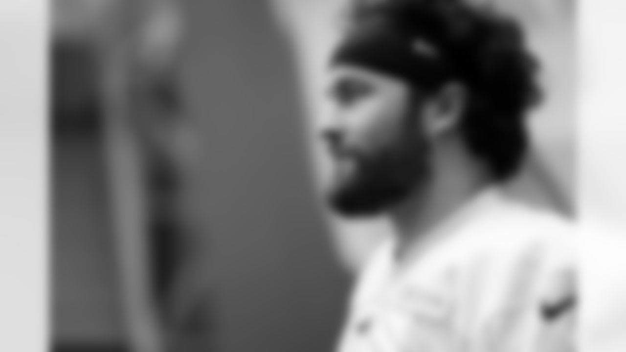 Dawson Knox. Buffalo Bills Week 15 Practice, December 11, 2025 at Buffalo Bills Training Center.