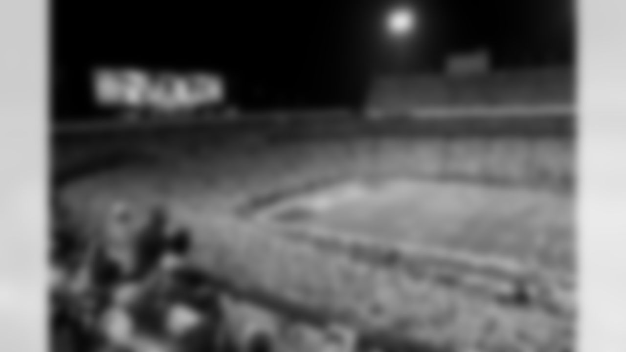 Buffalo Bills vs New England Patriots, Regular Season, October 05, 2025 at Highmark Stadium.