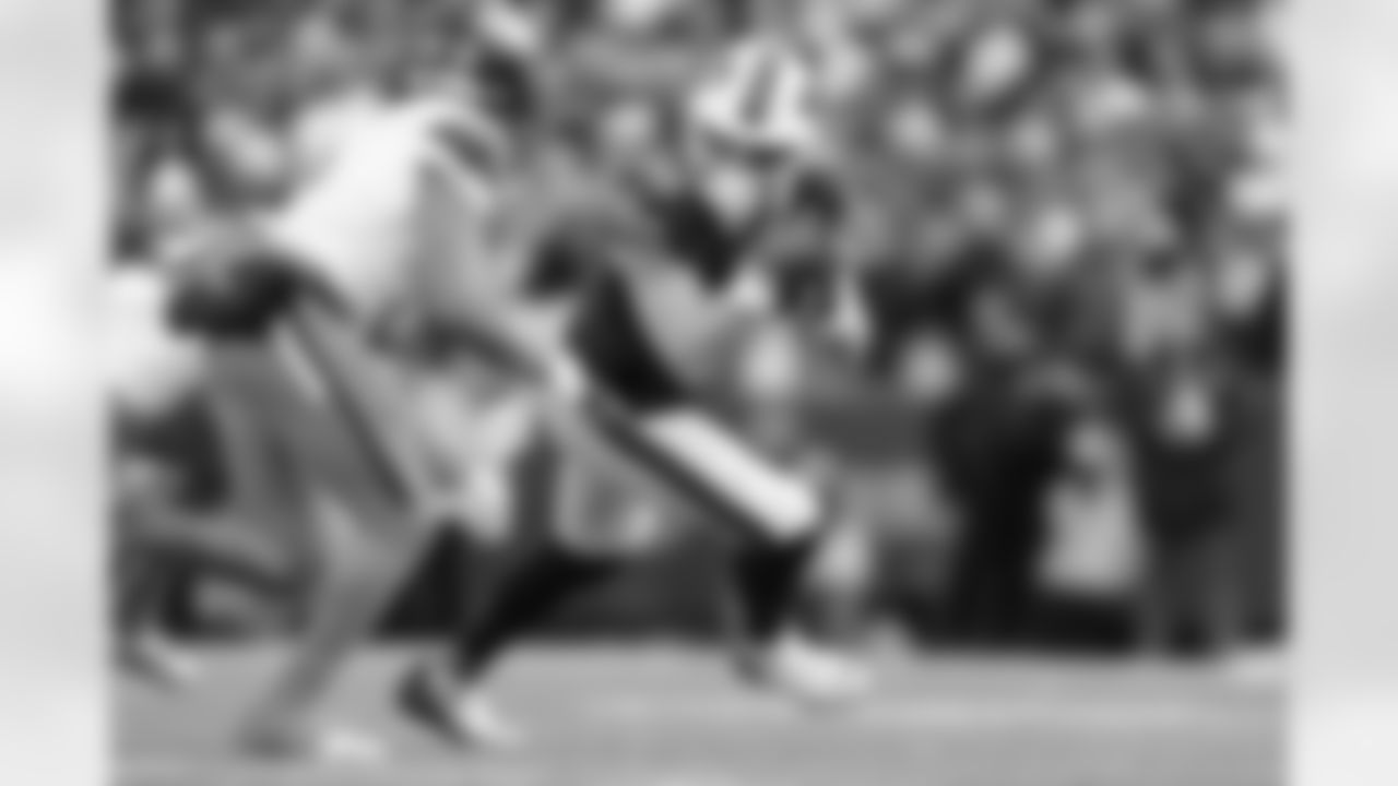 Buffalo Bills vs Denver Broncos, Wild Card Weekend, January 12, 2025 at Highmark Stadium.